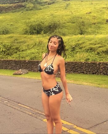 Full leaked Karolyn private onlyfans photo