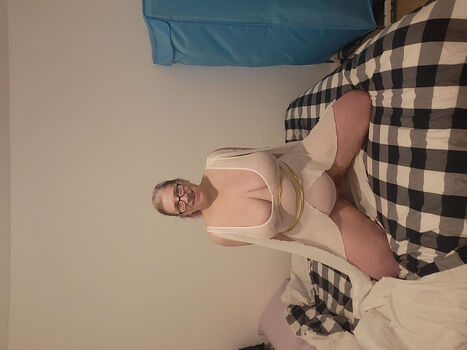 Full leaked Kasey hutton page private onlyfans photo
