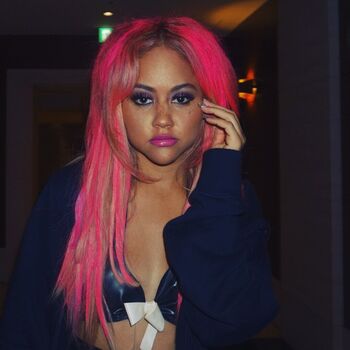 Kat Deluna