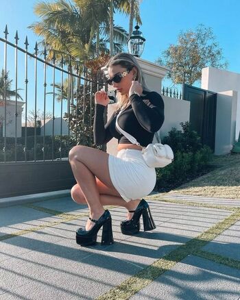 Full leaked Katemareecooper private onlyfans photo