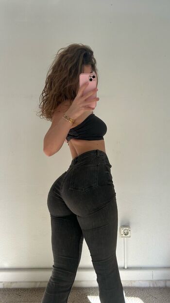 Full leaked Katiaanikl private onlyfans photo