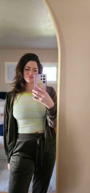 Full leaked Katiepetersplays private onlyfans photo