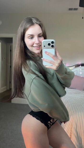 Full leaked Katierain private onlyfans photo
