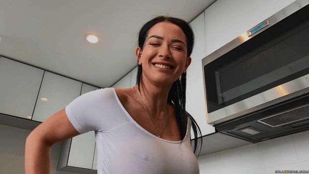 Full leaked Katrina jade  page private onlyfans photo