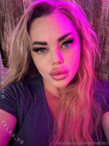 Full leaked Katrina thicc page private onlyfans photo