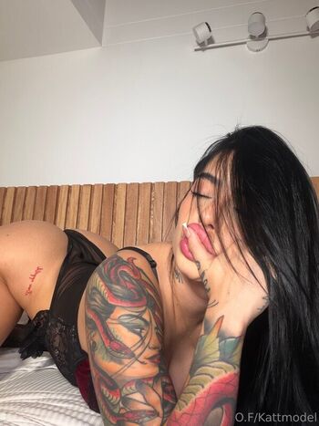 Full leaked Kattdumont private onlyfans photo