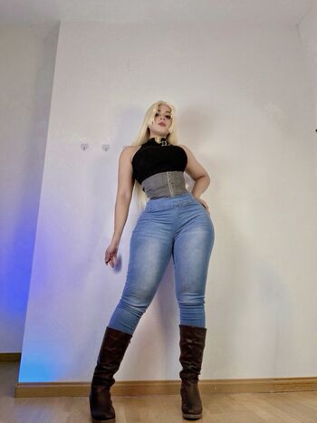 Full leaked Kattxds private onlyfans photo