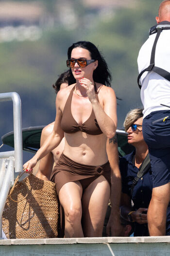 Full leaked Katy perry  page private onlyfans photo