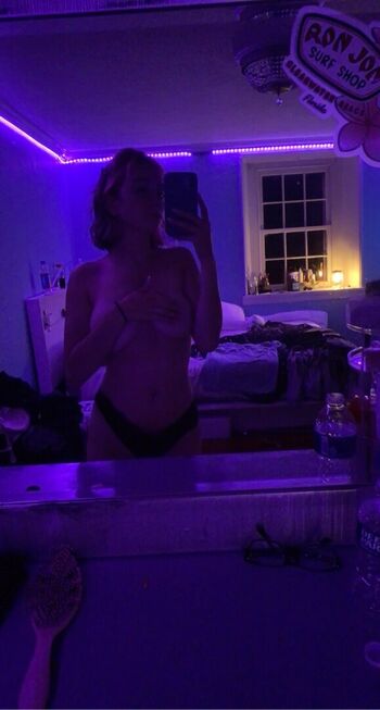 Full leaked Kayla renee private onlyfans photo