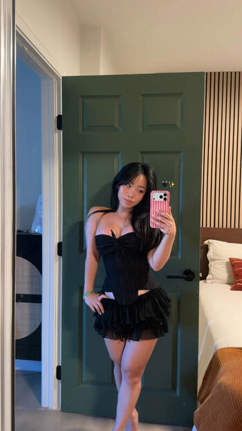Full leaked Kayla vy page private onlyfans photo