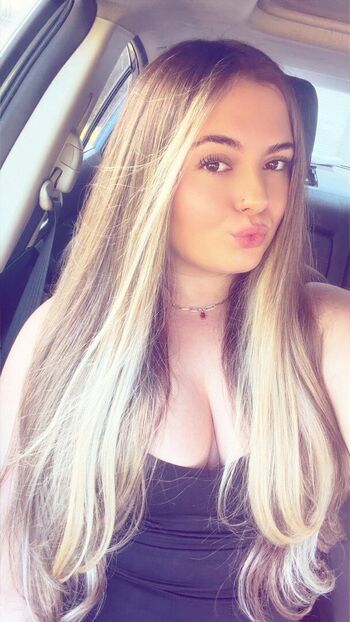 Full leaked Kaylaqos private onlyfans photo