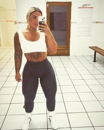 Full leaked Kayleeadair private onlyfans photo