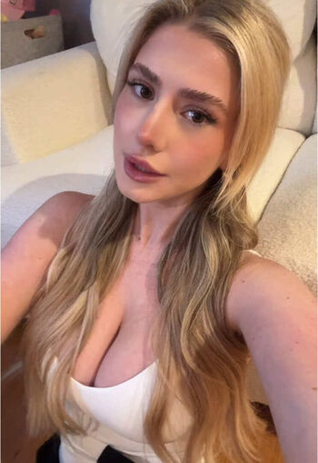 Full leaked Kaymarie private onlyfans photo