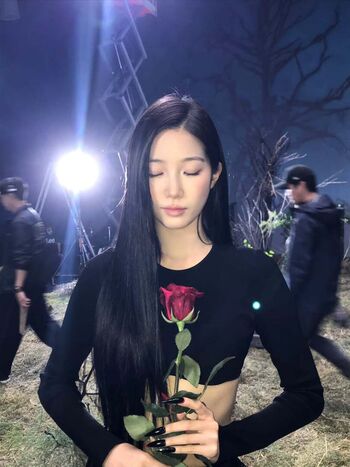 Kazuha Nakamura 中村 一葉