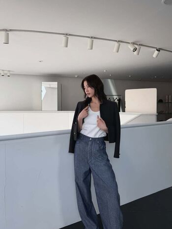 Kazuha Nakamura 中村 一葉