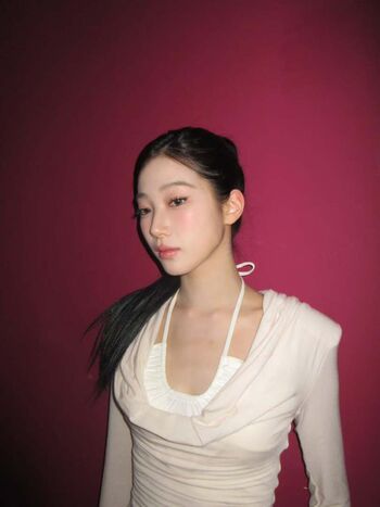 Kazuha Nakamura 中村 一葉