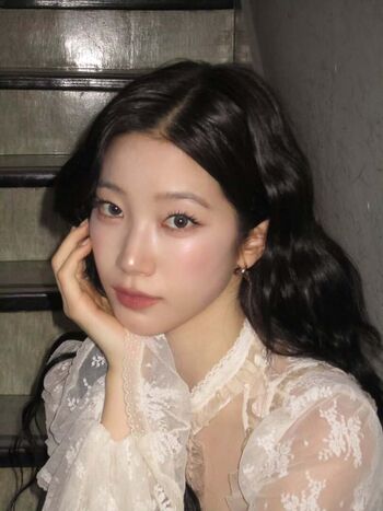 Kazuha Nakamura 中村 一葉