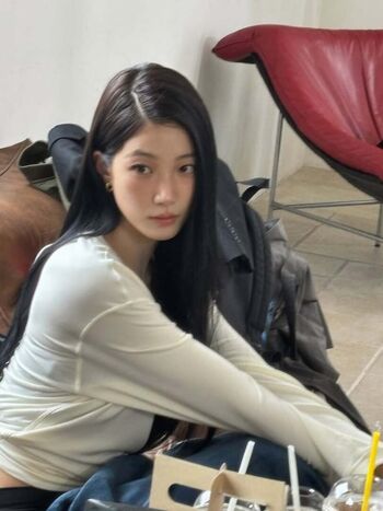Kazuha Nakamura 中村 一葉