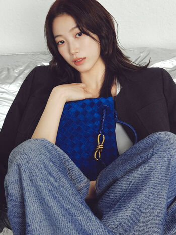 Kazuha Nakamura 中村 一葉 | LESSERAFIM