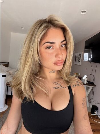 Full leaked Kehllie private onlyfans photo