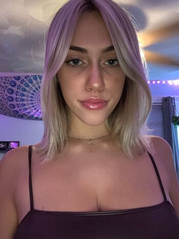 Full leaked Kelliconlon private onlyfans photo