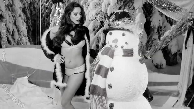 Full leaked Kelly brook page private onlyfans photo