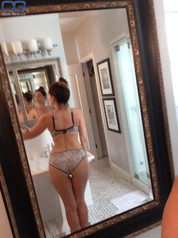 Full leaked Kelly brook private onlyfans photo