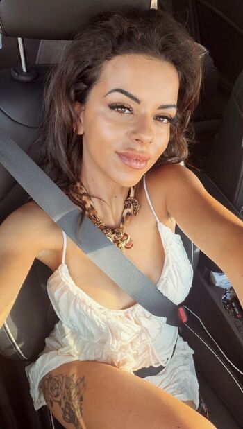 Full leaked Kelly cruz private onlyfans photo