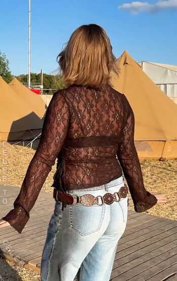 Full leaked Kellymissesvlog private onlyfans photo
