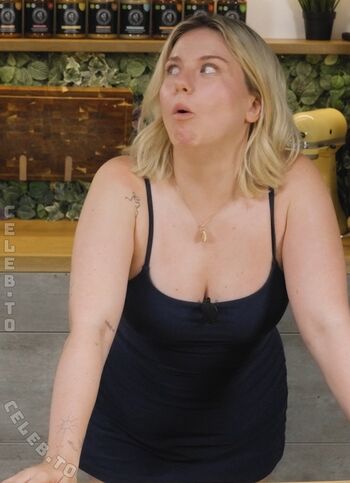 Full leaked Kellymissesvlog private onlyfans photo