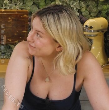 Full leaked Kellymissesvlog private onlyfans photo