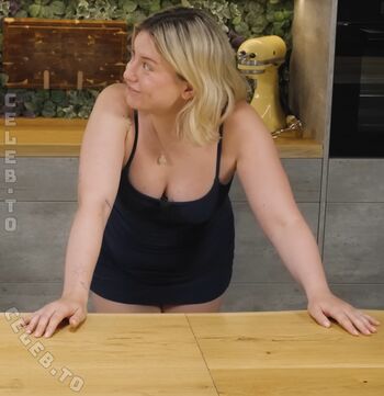 Full leaked Kellymissesvlog private onlyfans photo