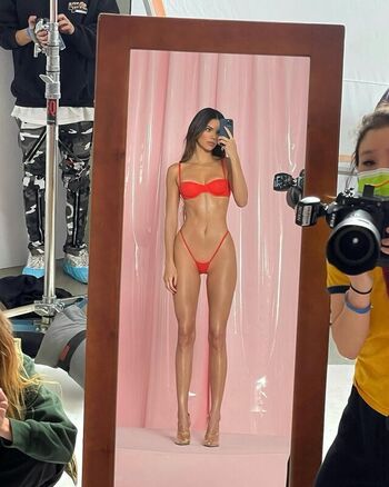Full leaked Kendall jenner private onlyfans photo