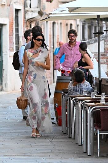 Full leaked Kendall jenner private onlyfans photo