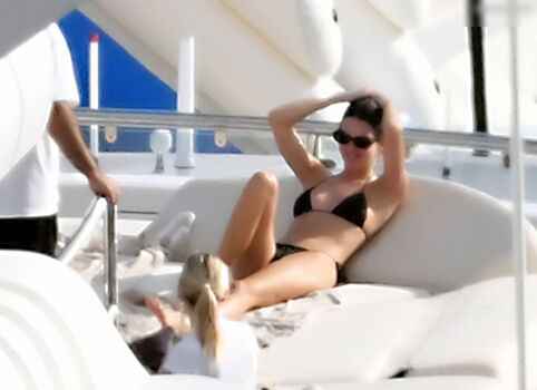 Full leaked Kendall jenner page private onlyfans photo