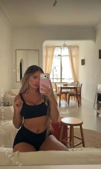 Kendra Rowe