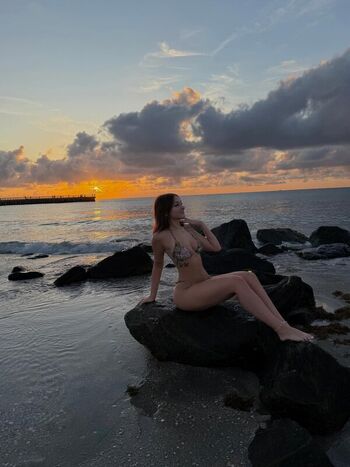Full leaked Kenzi alysa private onlyfans photo