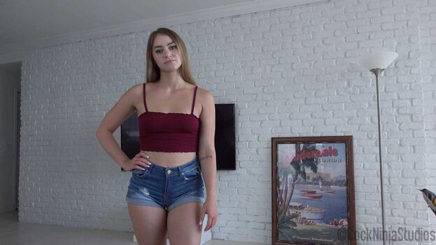 Full leaked Kenzie madison private onlyfans photo
