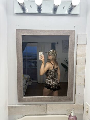 Full leaked Kenziefitnz private onlyfans photo