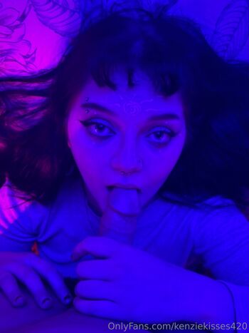 Full leaked Kenziekisses private onlyfans photo