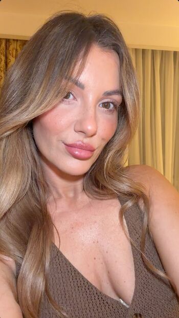 Full leaked Kerri roma private onlyfans photo