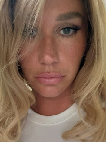 Full leaked Kesha  page private onlyfans photo