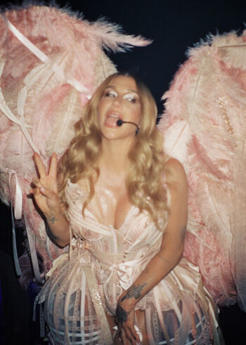 KeshaRose