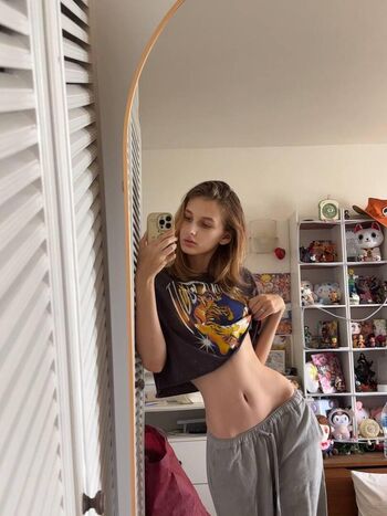 Full leaked Kestrelmosaic private onlyfans photo