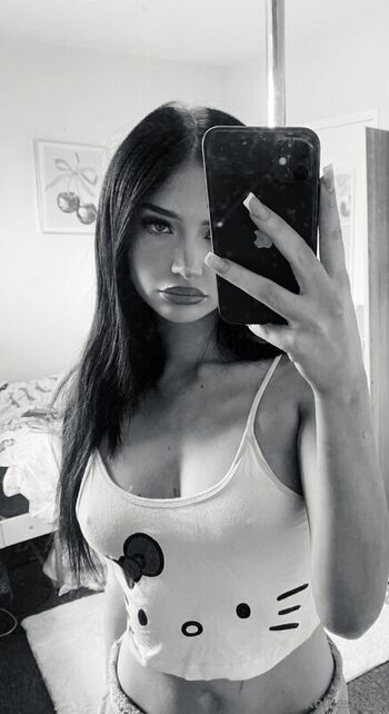 Full leaked Khloe shan private onlyfans photo