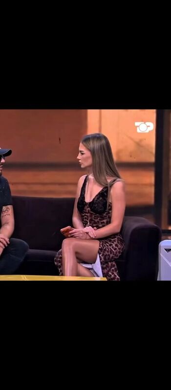 Full leaked Kiara tito page private onlyfans photo