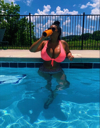 Full leaked Kiara w private onlyfans photo