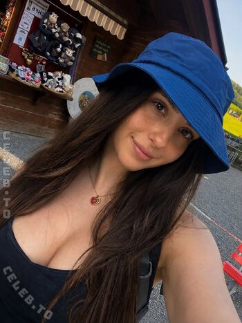 Full leaked Kiarakaliya private onlyfans photo