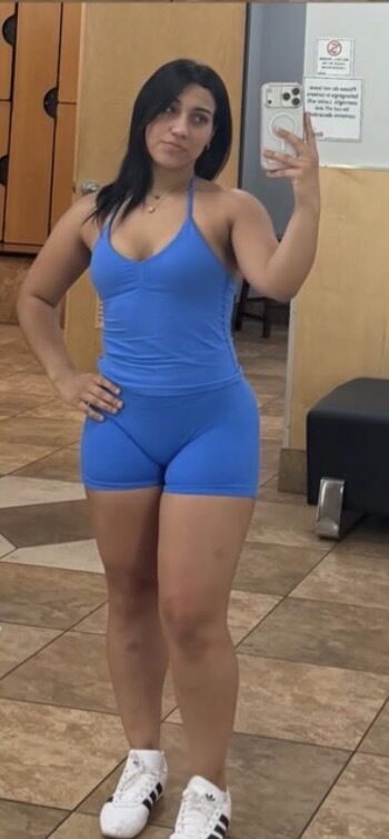Full leaked Kiaralise private onlyfans photo
