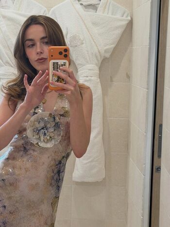 Full leaked Kiernan shipka page private onlyfans photo